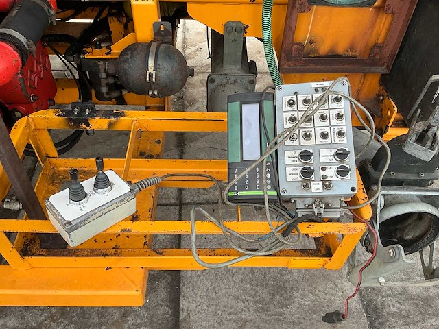 2000 veenhuis hdg12500 mesttank - afbeelding 13 van  35