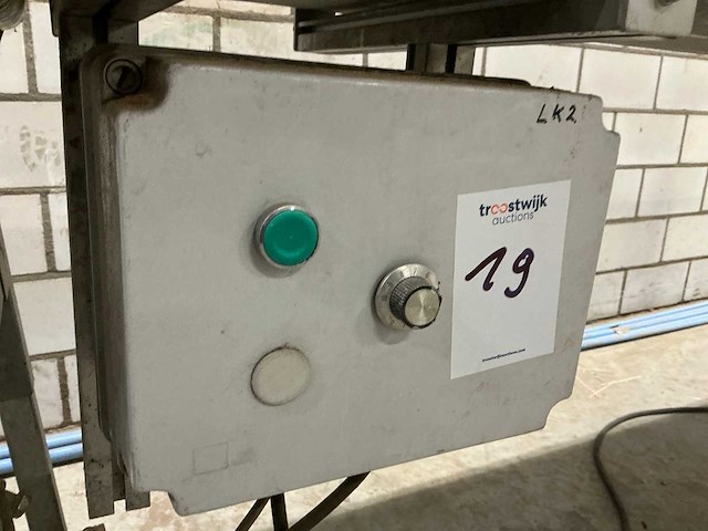 2000 visser vikon transportband - afbeelding 5 van  6