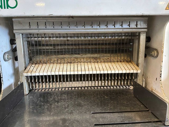 2000 vlb broodsnijmachine - afbeelding 2 van  4