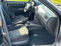 2000 volkswagen bora 1.6 trendline personenauto - afbeelding 8 van  10
