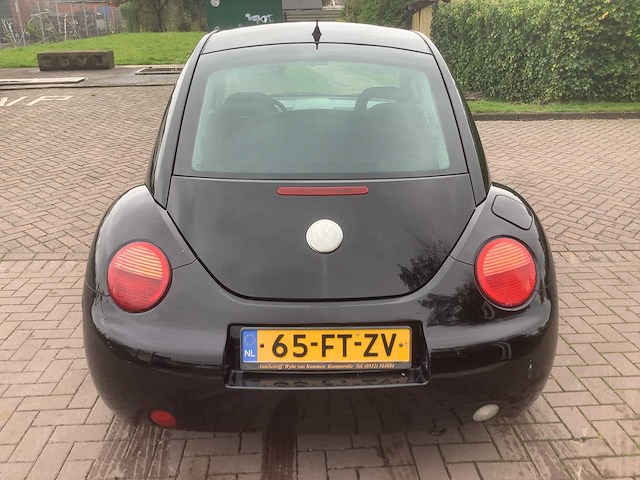 2000 volkswagen new beetle 2.0 highline personenauto - afbeelding 9 van  13