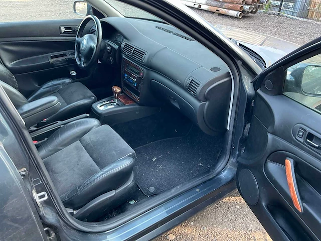 2000 volkswagen passat variant 2.8 v6 highline 4m personenauto - afbeelding 27 van  43