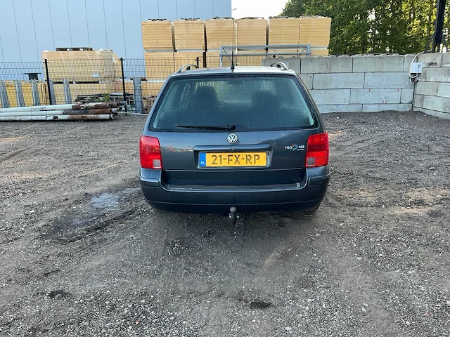 2000 volkswagen passat variant 2.8 v6 highline 4m personenauto - afbeelding 34 van  43