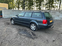 2000 volkswagen passat variant 2.8 v6 highline 4m personenauto - afbeelding 23 van  43