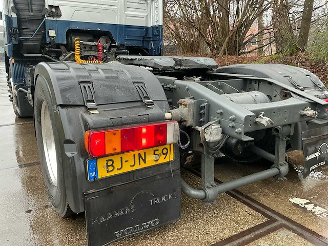 2000 volvo 310fm 7 vrachtwagen - afbeelding 10 van  36