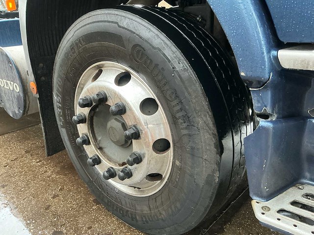 2000 volvo 310fm 7 vrachtwagen - afbeelding 31 van  36