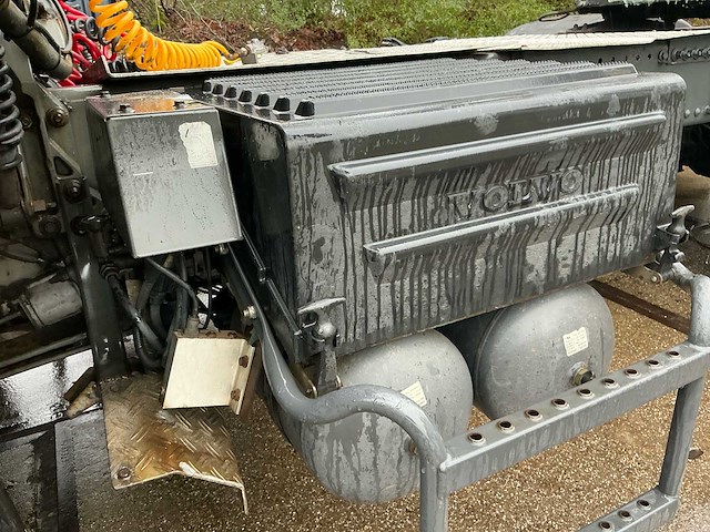 2000 volvo 310fm 7 vrachtwagen - afbeelding 17 van  36