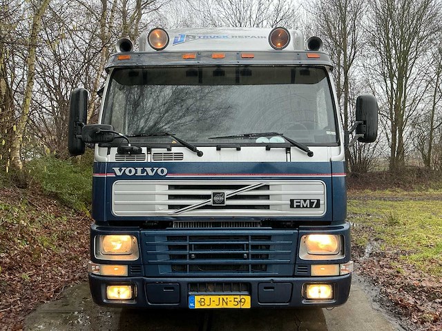 2000 volvo 310fm 7 vrachtwagen - afbeelding 34 van  36