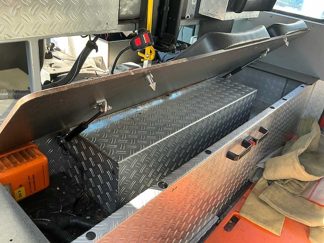 2000 volvo fl614-42r-t brandweerwagen - afbeelding 38 van  64