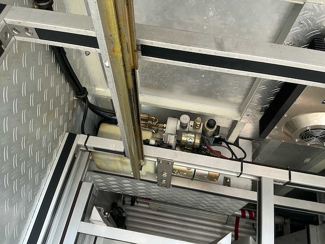 2000 volvo fl614-42r-t brandweerwagen - afbeelding 42 van  64