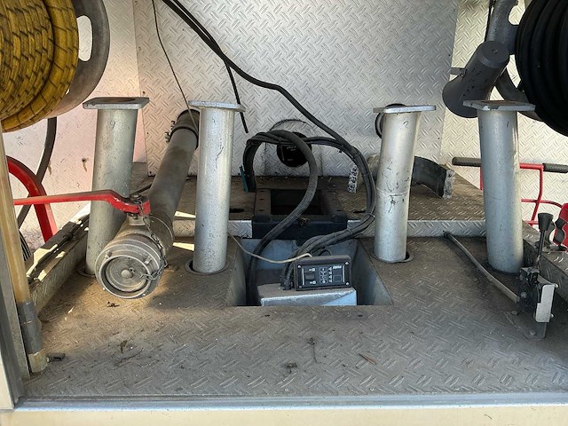 2000 volvo fl614-42r-t brandweerwagen - afbeelding 48 van  64