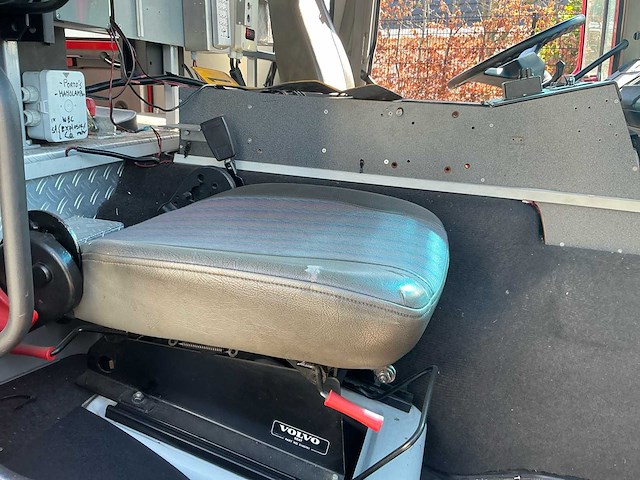 2000 volvo fl614-42r-t brandweerwagen - afbeelding 59 van  64