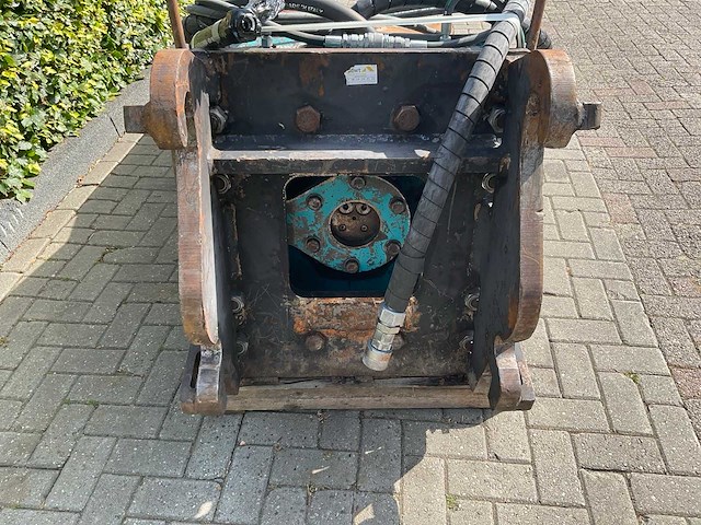 2000 vtn europa fp 20 hydraulische vergruizer - afbeelding 7 van  11