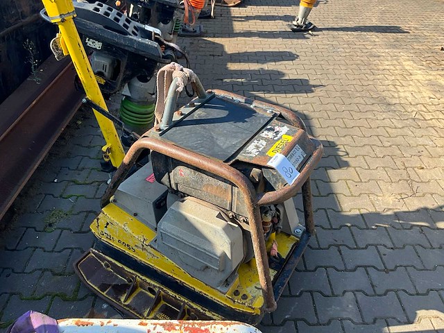 2000 wacker dpu6055 trilplaat - afbeelding 3 van  8
