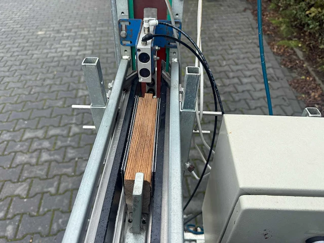 2000 wbm etiketteermachine - afbeelding 12 van  12