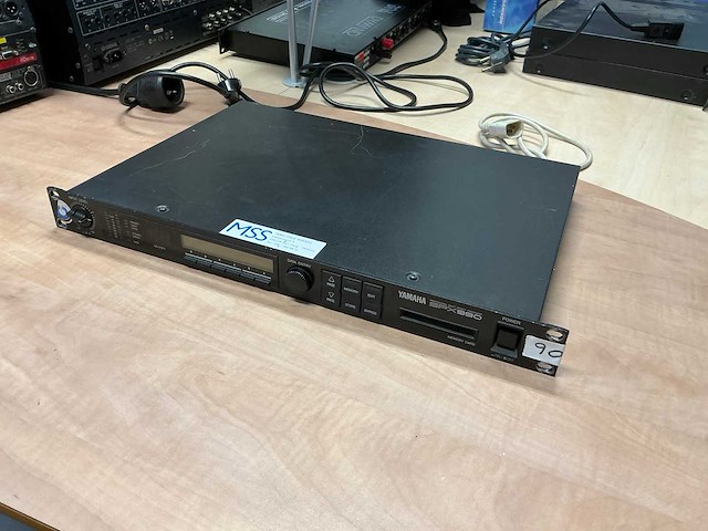 2000 yamaha spx990 stereo galm - afbeelding 1 van  4