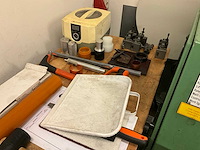 2000 zmm hu 310 vac universele draaibank - afbeelding 9 van  19