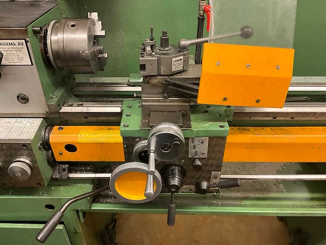 2000 zmm hu 310 vac universele draaibank - afbeelding 14 van  19