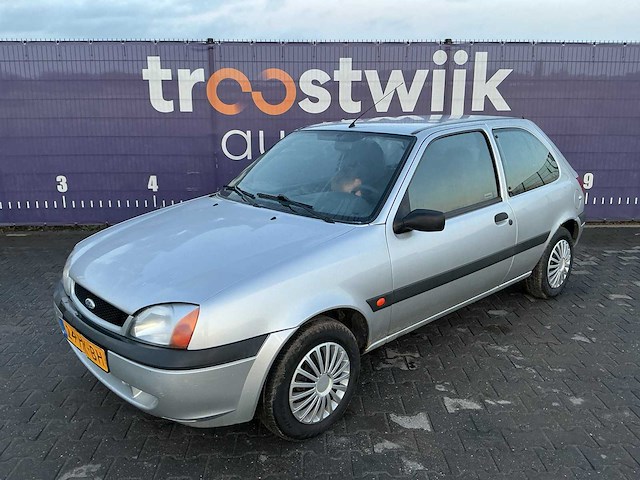 2001 - ford - fiesta - 1.3-8v classic - personenauto - afbeelding 1 van  10