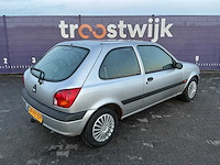 2001 - ford - fiesta - 1.3-8v classic - personenauto - afbeelding 4 van  10