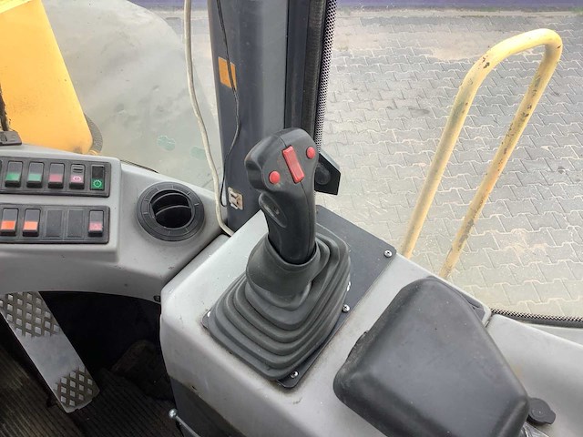 2001 - furukawa - 345-ii - shovel/wiellader - afbeelding 9 van  18