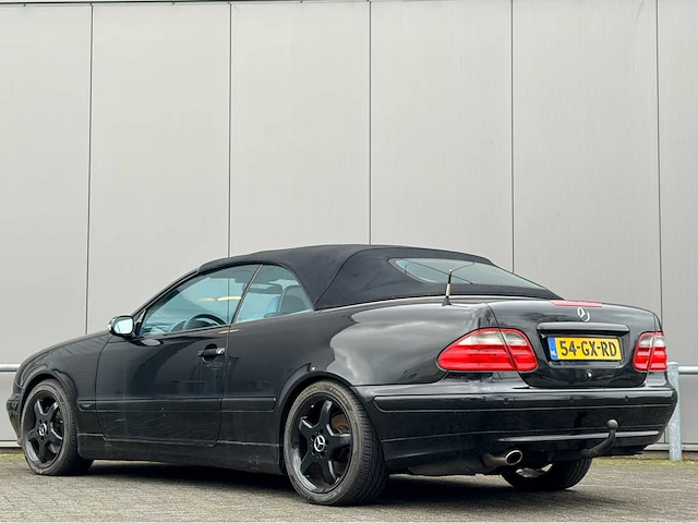 2001 - mercedes-benz - clk-klasse cabrio 200k avantgarde - personenauto - afbeelding 14 van  16