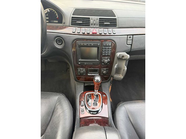 2001 - mercedes-benz - s-klasse - 600 lang 47-rb-pj iaw - afbeelding 2 van  24