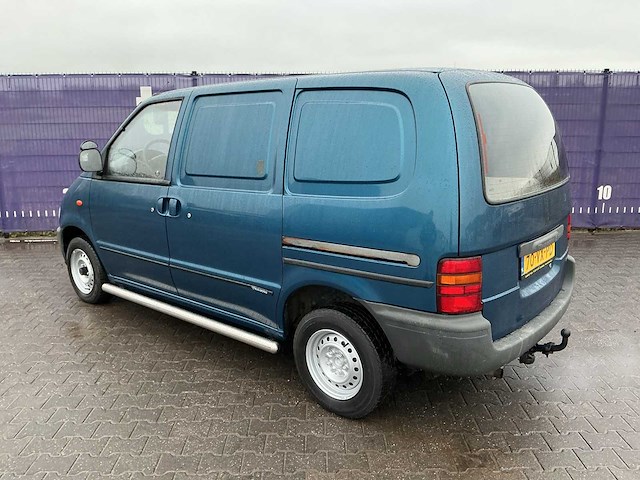 2001 - nissan - vanette - 2.3 e basis - bedrijfswagen - afbeelding 6 van  12