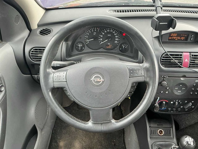 2001 - opel - corsa - 1.2-16v elegance - personenauto - afbeelding 2 van  13