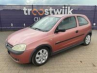 2001 - opel - corsa - 1.2-16v elegance - personenauto - afbeelding 1 van  13