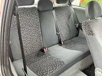 2001 - opel - corsa - 1.2-16v elegance - personenauto - afbeelding 10 van  13