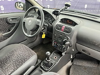 2001 - opel - corsa - 1.2-16v elegance - personenauto - afbeelding 11 van  13