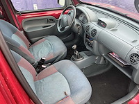 2001 - renault - kangoo - 1.4 expression - personenauto - afbeelding 7 van  13