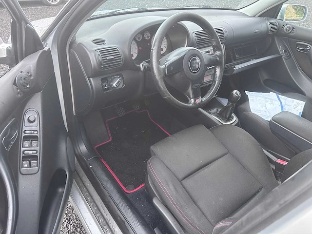2001 - seat - leon - 2.8 v6 cupra 4 - 57-hh-kl - afbeelding 5 van  10