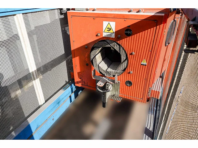 2001 - sica - trk/u 400 - saw for pipe extrusion - afbeelding 3 van  8