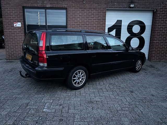 2001 - volvo - v70 - 2.4 comfort line - 18-gn-hv - afbeelding 7 van  8