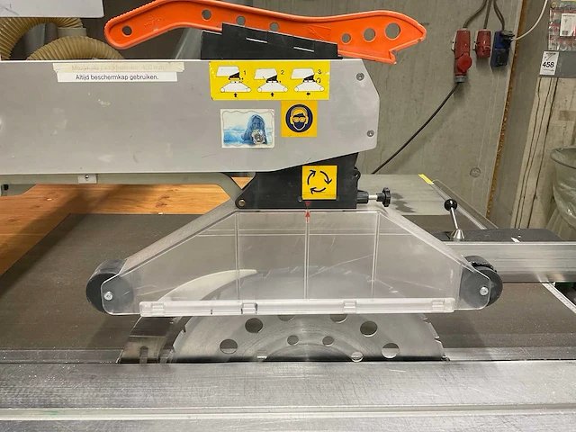 2001 altendorf f45 formaatcirkelzaagmachine - afbeelding 16 van  20