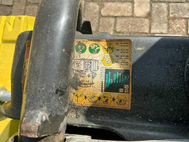 2001 ammann avh 6020 trilplaat - afbeelding 2 van  13
