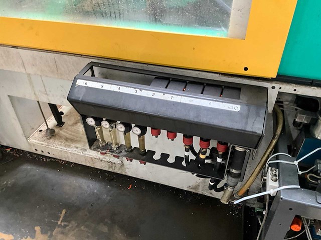 2001 arburg allrounder 470 c 1600-675 spuitgietmachine - afbeelding 10 van  22