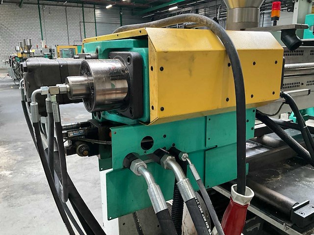 2001 arburg allrounder 470 c 1600-675 spuitgietmachine - afbeelding 15 van  22