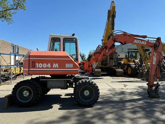 2001 atlas 1004 m banden graafmachine - afbeelding 8 van  14