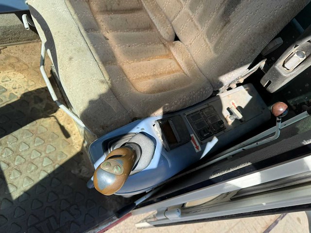 2001 atlas 1004 m banden graafmachine - afbeelding 8 van  14