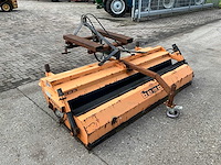 2001 bema 2300 veegmachine - afbeelding 1 van  7