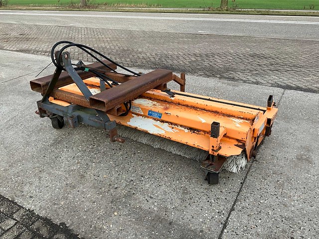2001 bema 2300 veegmachine - afbeelding 2 van  7