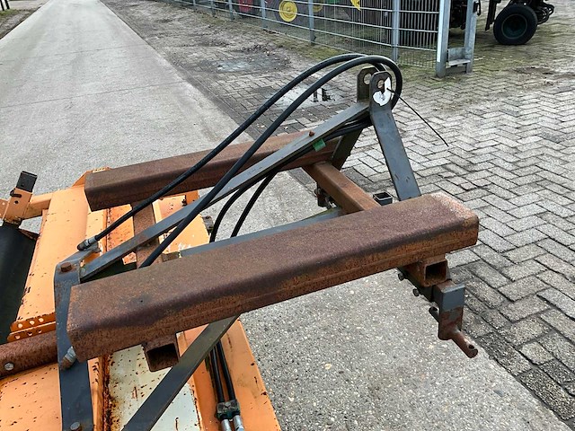 2001 bema 2300 veegmachine - afbeelding 6 van  7