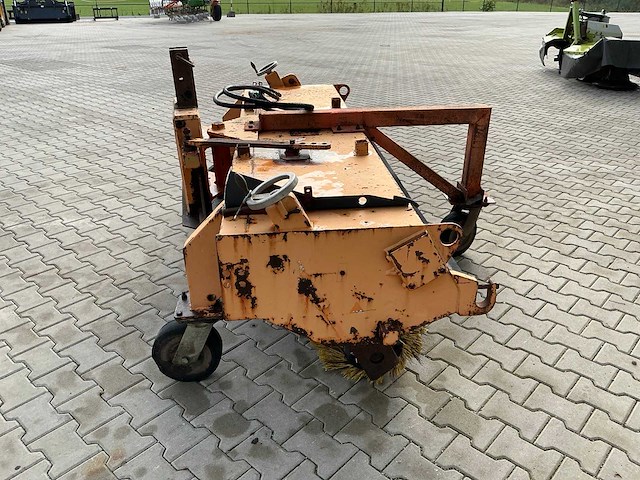 2001 bema 35 dual hydraulisch aangedreven bezem - afbeelding 5 van  13