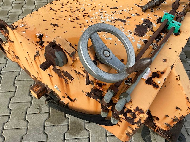 2001 bema 35 dual hydraulisch aangedreven bezem - afbeelding 7 van  13