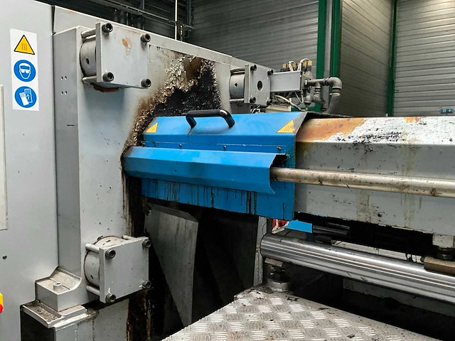 2001 bmb kw38pi/3450 spuitgietmachine - afbeelding 4 van  31