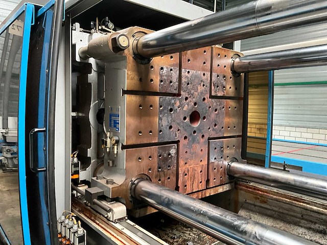 2001 bmb kw38pi/3450 spuitgietmachine - afbeelding 9 van  31