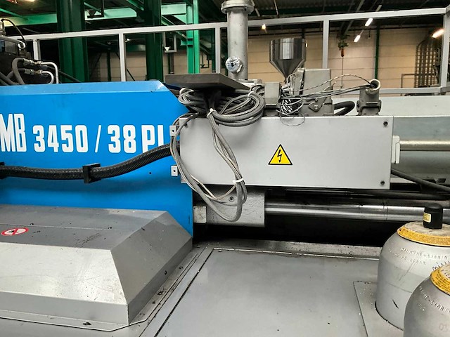 2001 bmb kw38pi/3450 spuitgietmachine - afbeelding 21 van  33